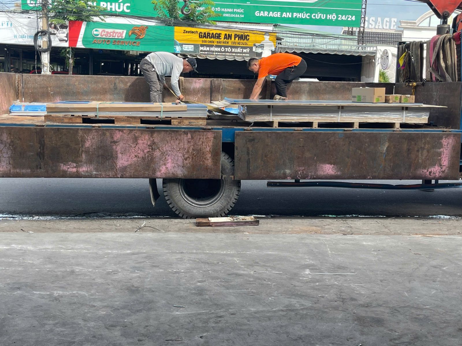 Đại Quang phân phối nhôm tấm